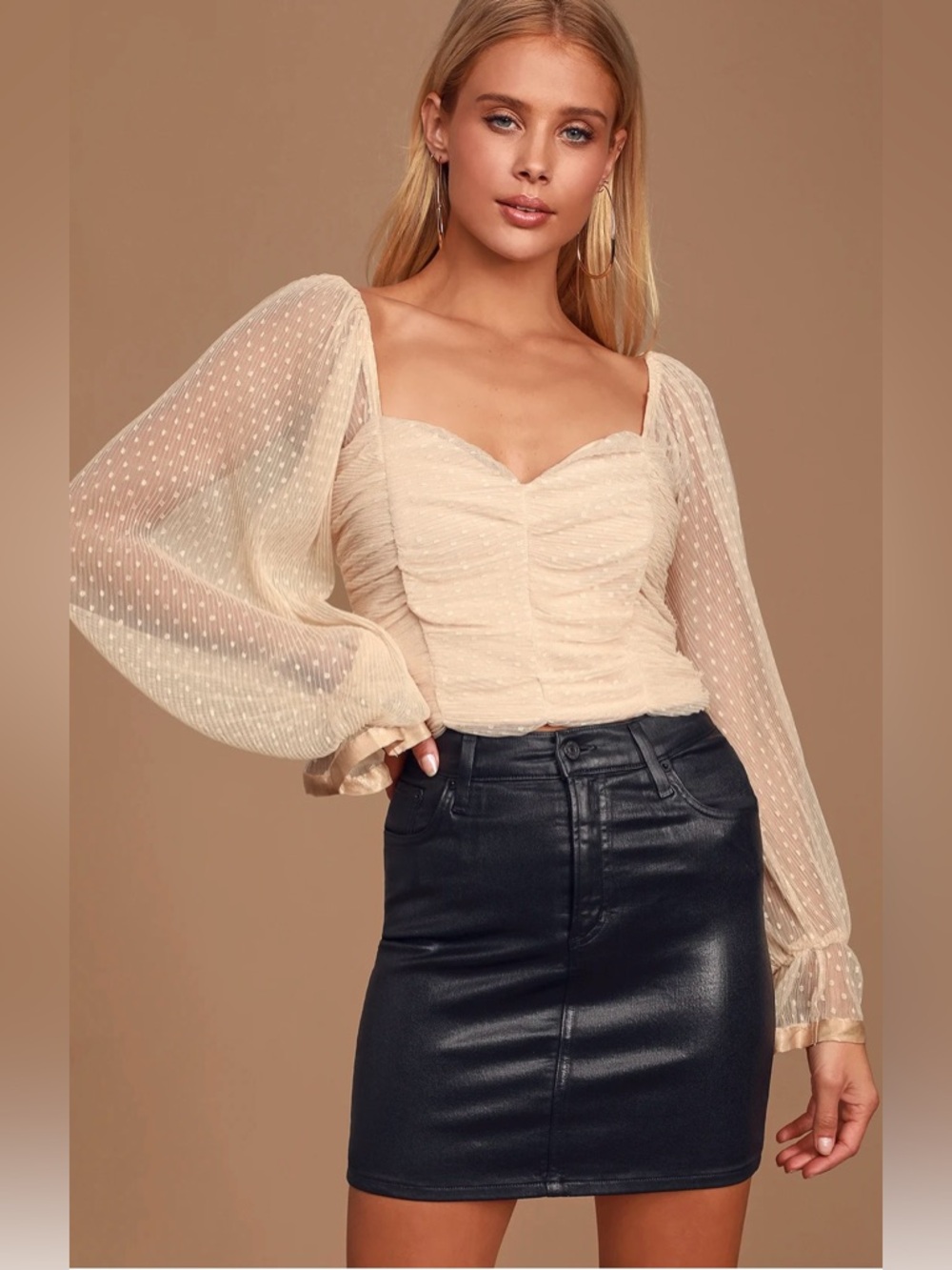 Swiss Dot Ruched Long Sleeve Crop Top. Blush pink. Sz. L